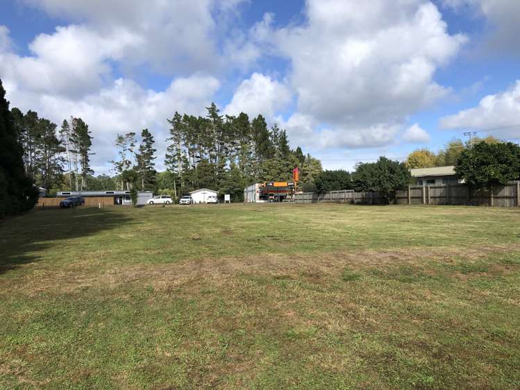 970 Kahikatea Flat Road Waitoki_1