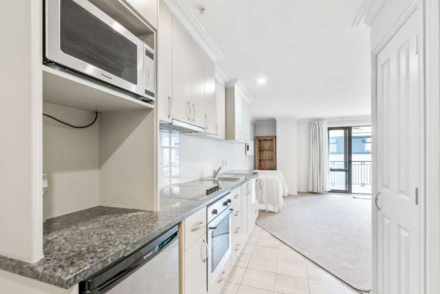 2M/118 Gladstone Road 1761_1