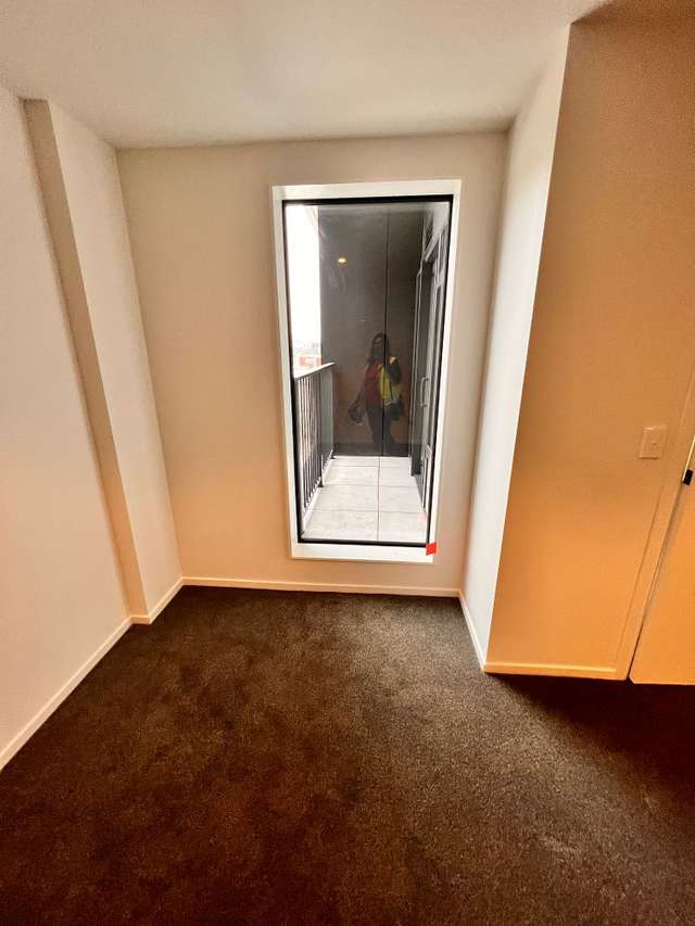 611/21 King Street Mount Cook_4