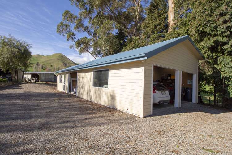 1067 Eighty Eight Valley Road Wakefield_24