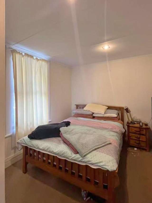 A/6 Leslie Ave 1781_3