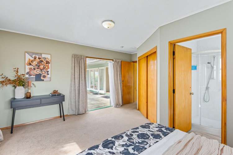 141 Matatua Road Raumati Beach_18
