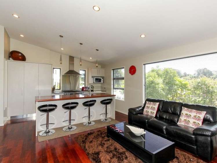 34 Roto Street Hurdon_18