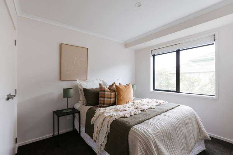 10 Fearnley Grove Pyes Pa_16