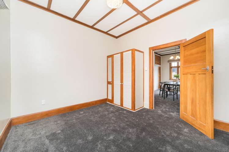 132 Ferguson Street West End_15