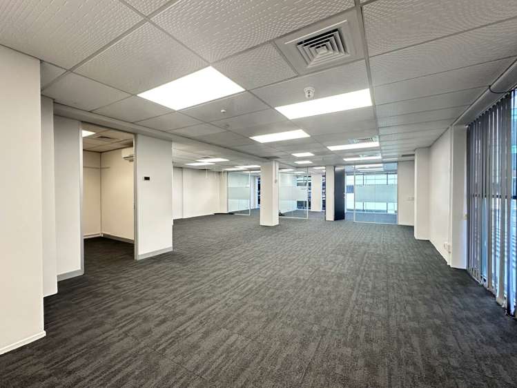 404-412 Khyber Pass Road_0