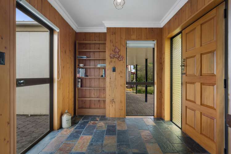 58 Norwood Road Paeroa_17