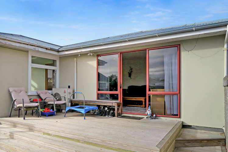 337 Breezes Road Aranui_8