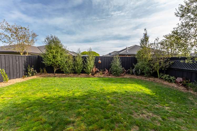 55 Farnborough Way Rolleston_8