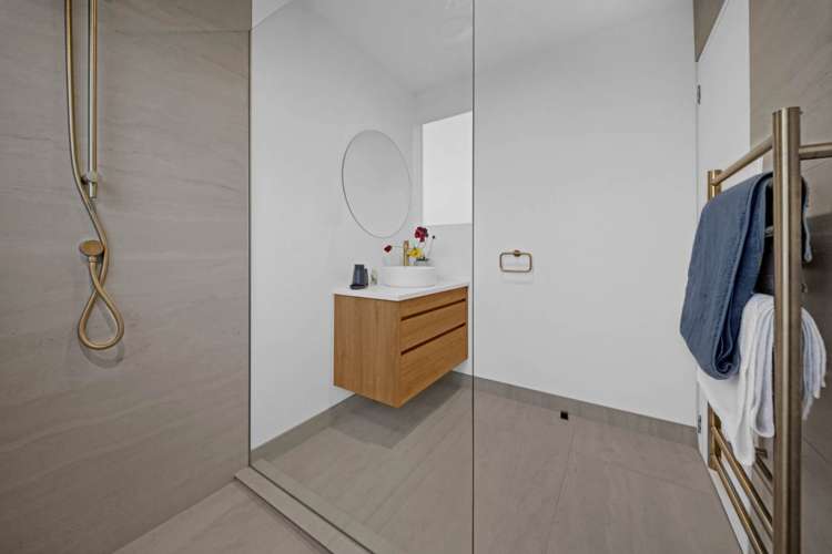 8 Monaco Place Mt Wellington_14