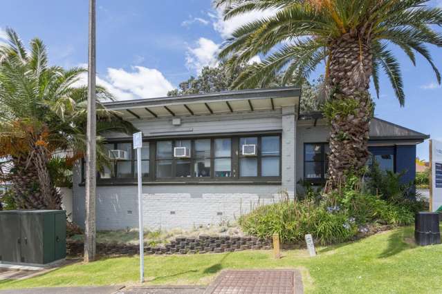 308 Lake Road Hauraki_3