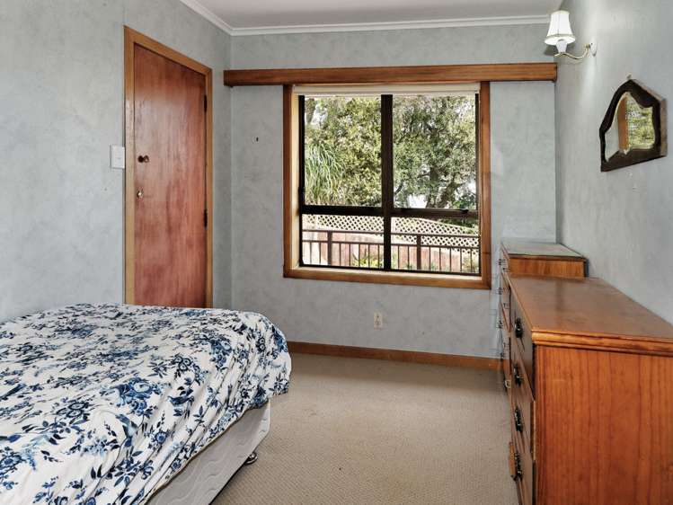 4a Roland Hill Glen Eden_6