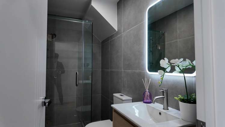 399 Massey Road Mangere East_8