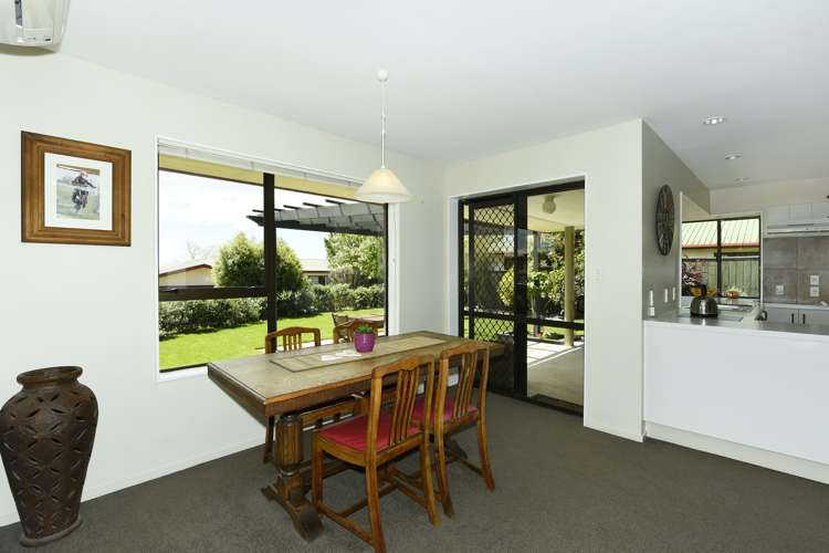 5 Rochfort Drive Richmond_10