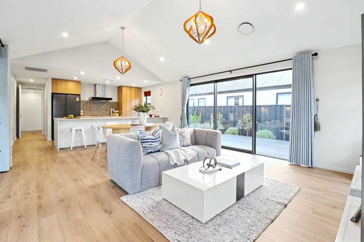 6 Kirkland Crescent Harewood_3