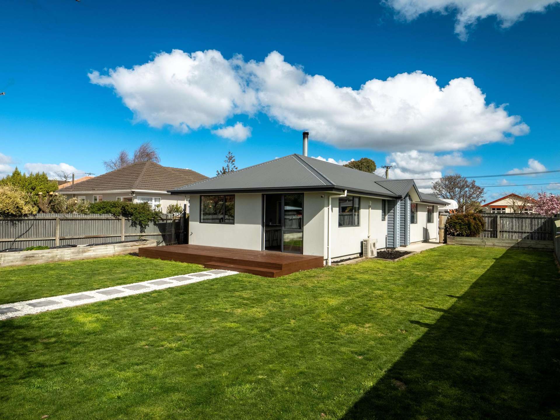 207 Breezes Road Aranui_0