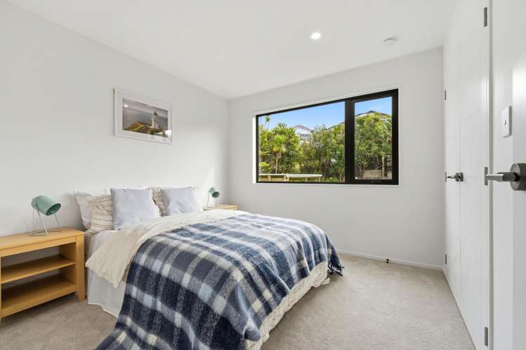 2/30 Kiteroa Terrace Rothesay Bay_11