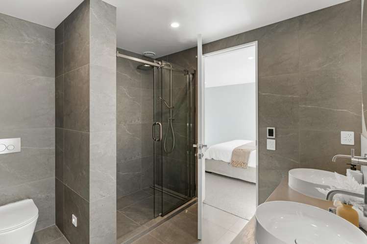 1/42 Browns Road St Albans_17