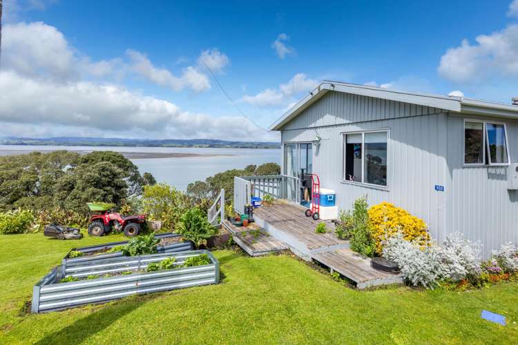 102 Amopo Street Kawhia_22