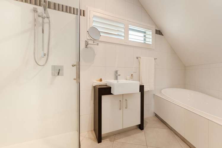1a Levers Road Matua_21