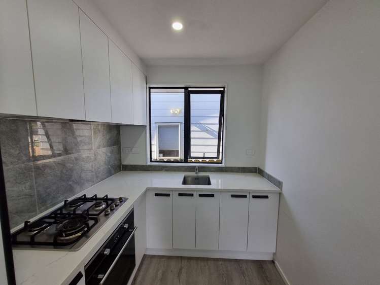 2B Arnhem Place_0