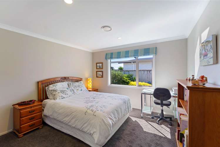 12 Simpson Crescent Raumati Beach_18