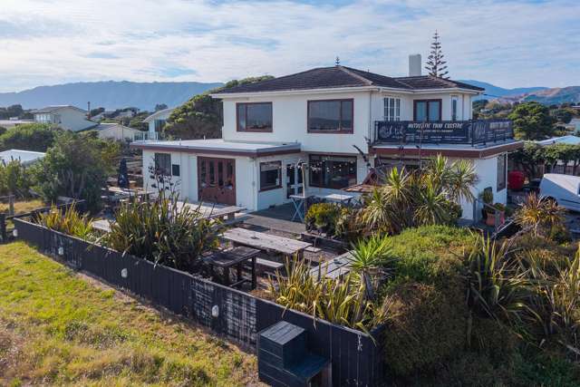 1 Waimea Road Waikanae Beach_1