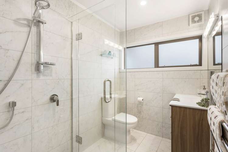 4 Captains Close Torbay_10