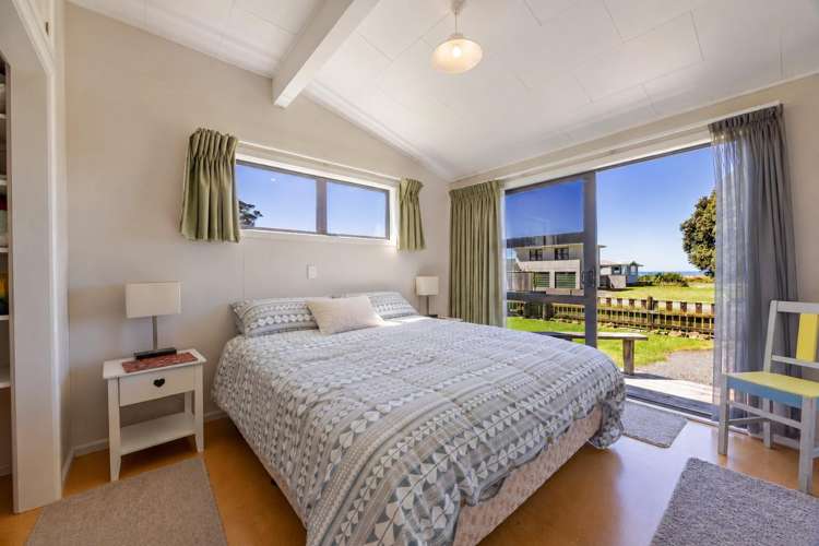 3 McHardy Place, Blackhead Beach Omakere_11