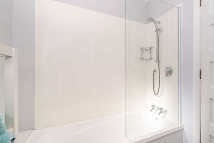 61 Panmure Avenue Calton Hill_14