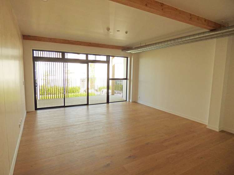 8/169 Hobsonville Point Road Hobsonville_4