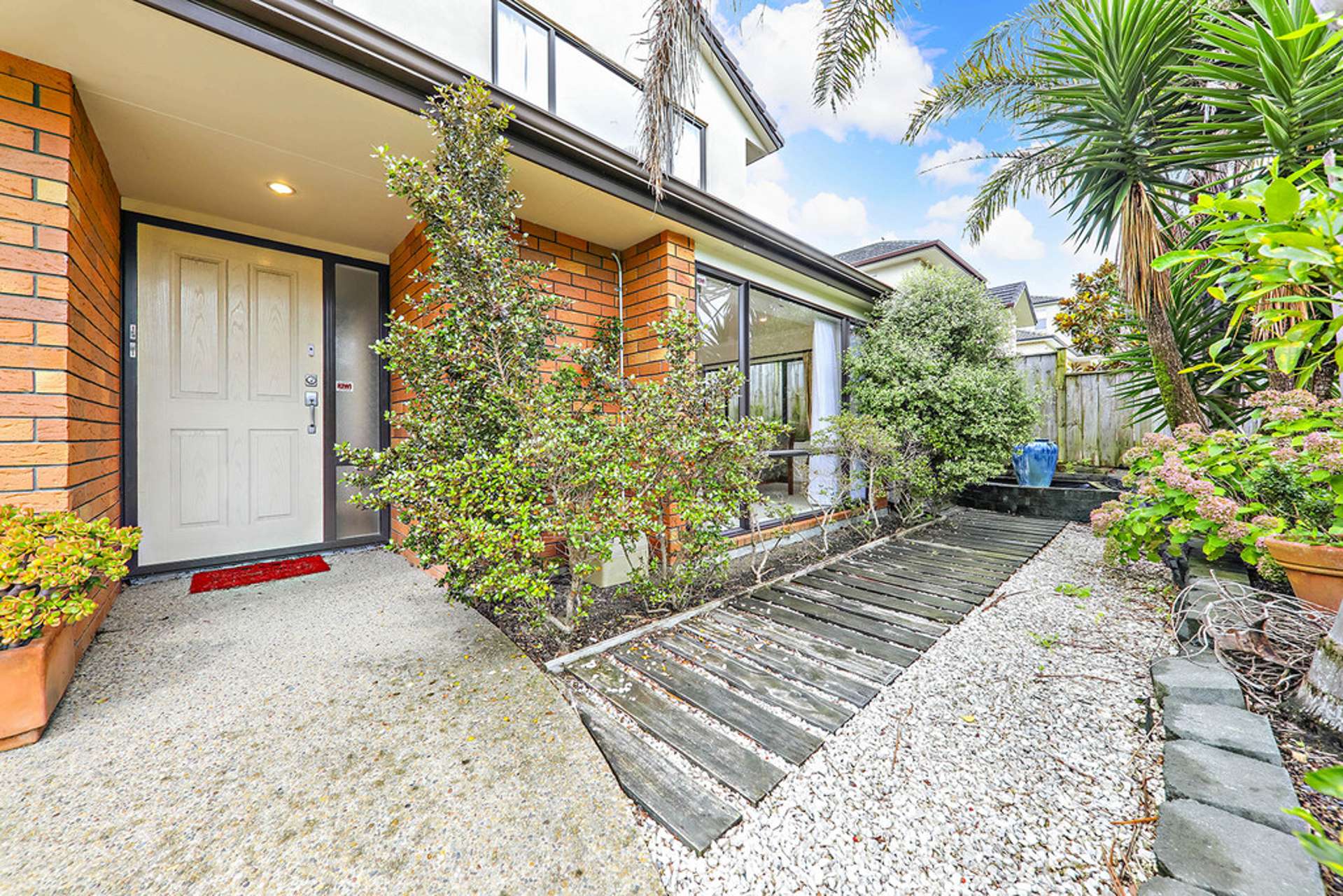 4 Gibbston Crescent Flat Bush_0