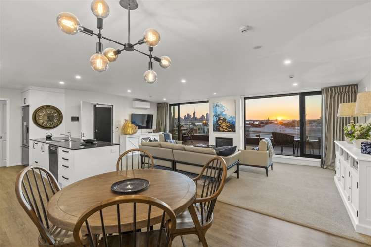 10 Victoria Road Devonport_14