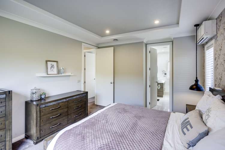 6 Squire Drive Awatoto_12