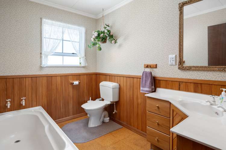 10 Burleigh Road Redwoodtown_16