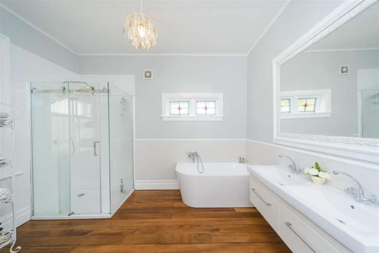 89 Bridge Street Bulls_11