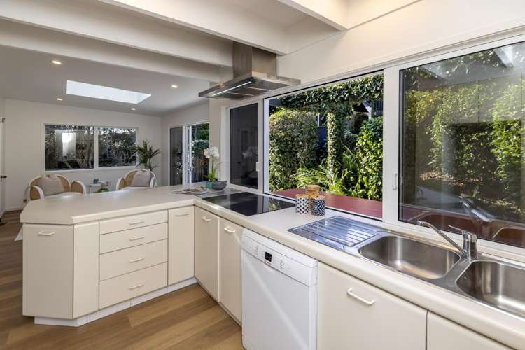 8a Fiesta Grove Raumati Beach_16