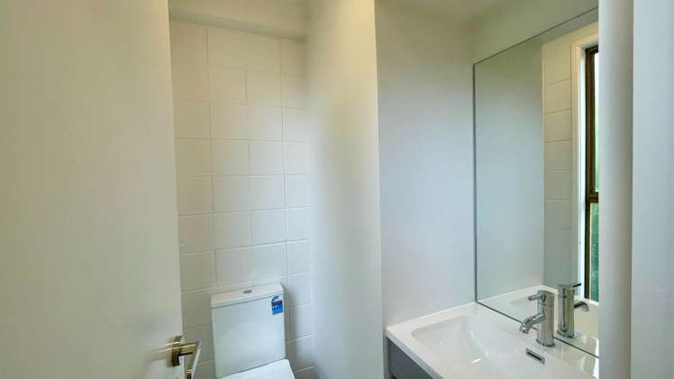 96B Arran Road Browns Bay_13