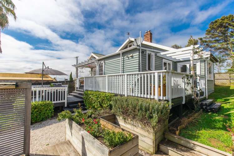 3169 Great North Road New Lynn_14