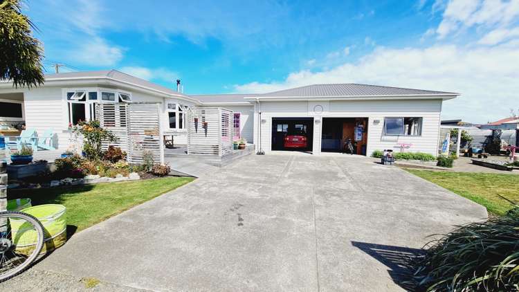 32 Havelock Street Riverton_11