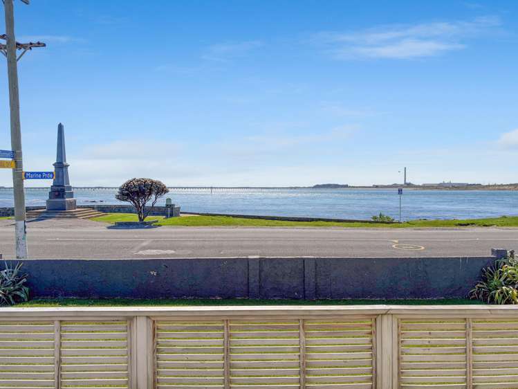 2 Burrows Street Bluff_22