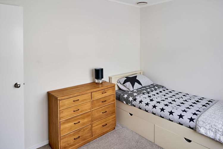 51a Omapere Street Whitby_21