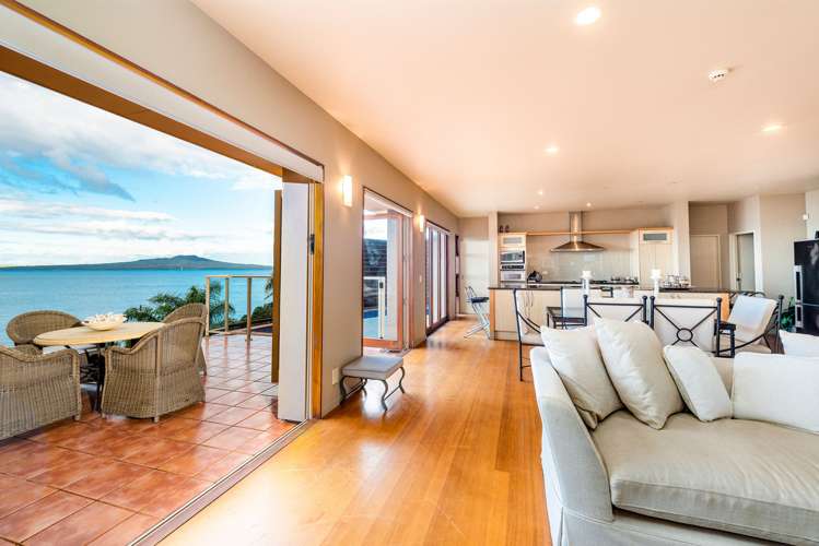 7 Kitchener Road Takapuna_10