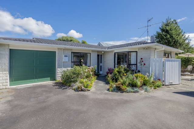 2/29 Rosebank Grove Waikanae_2