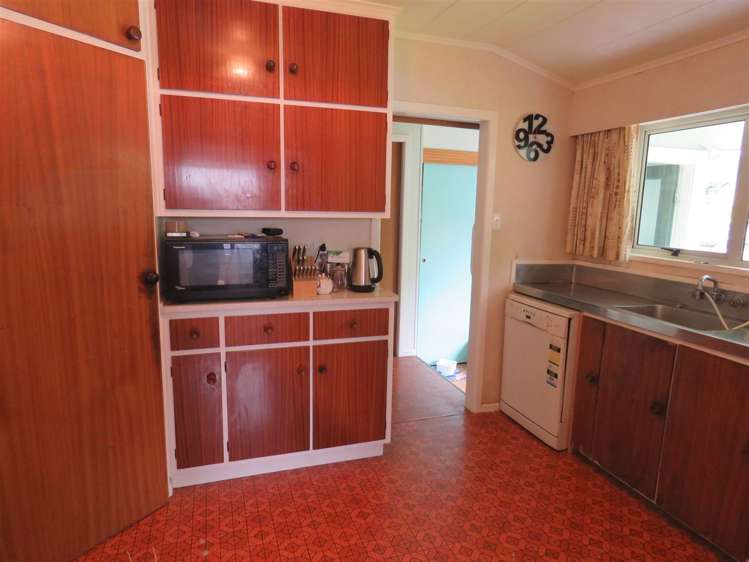 156 Golf Road Taumarunui_5