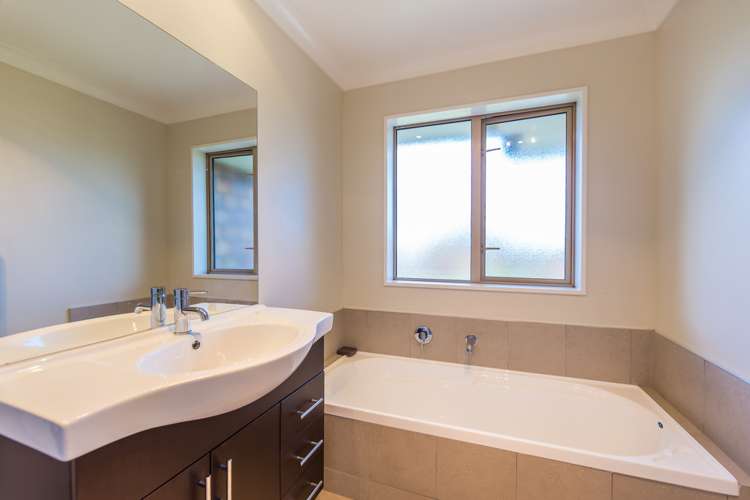 1 Carlyle Lane Rolleston_12