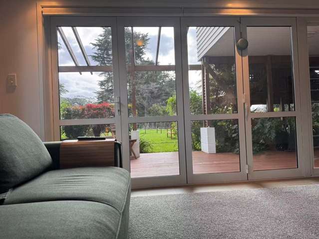 One Bedroom Garden Unit with Cornwall Park Views