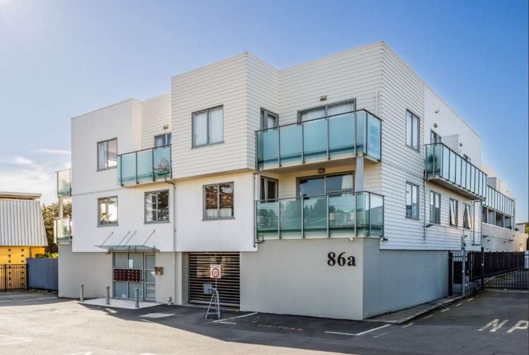 86A Rockfield Road Penrose_1