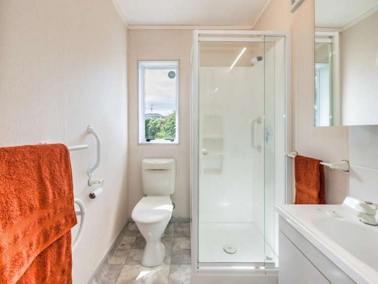 300 Manly Street Paraparaumu Beach_19