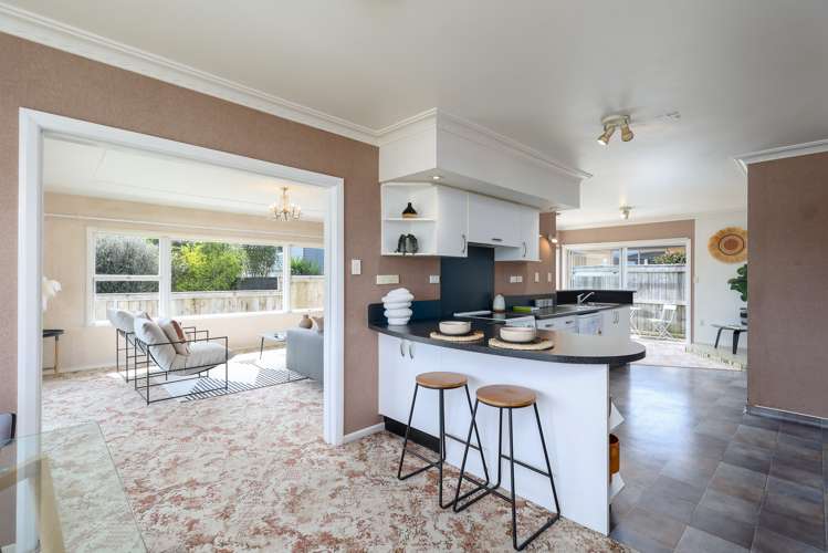 23 Neale Avenue Stoke_8